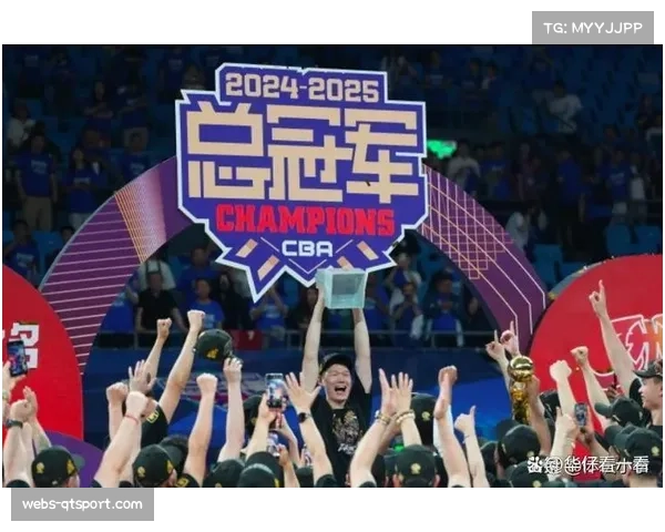 【2026年4月CBA联赛·非赛事·通讯群众体育：CBA总冠军奖杯开启全国巡展，首站抵达沈阳